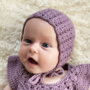 Iris crochet baby bonnet