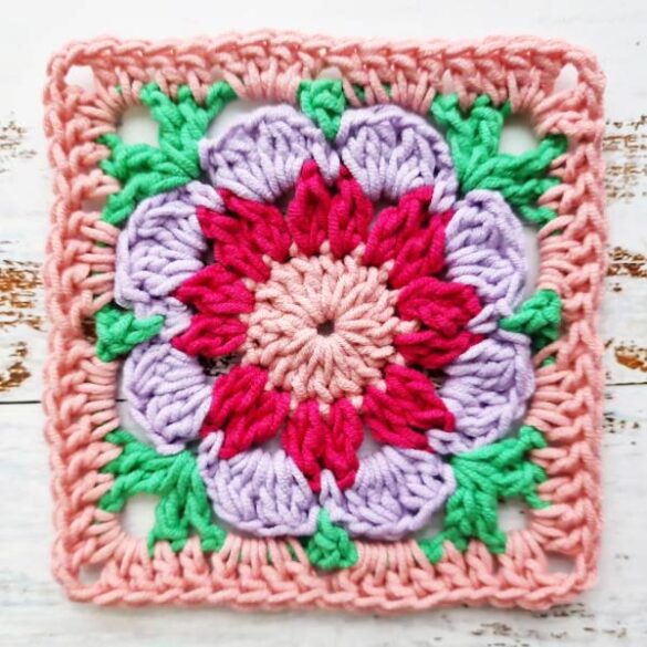 How to Crochet a Flower Granny Square