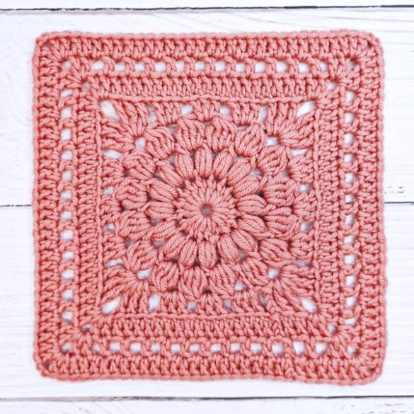 How to Crochet a BIG Beautiful Flower Granny Square